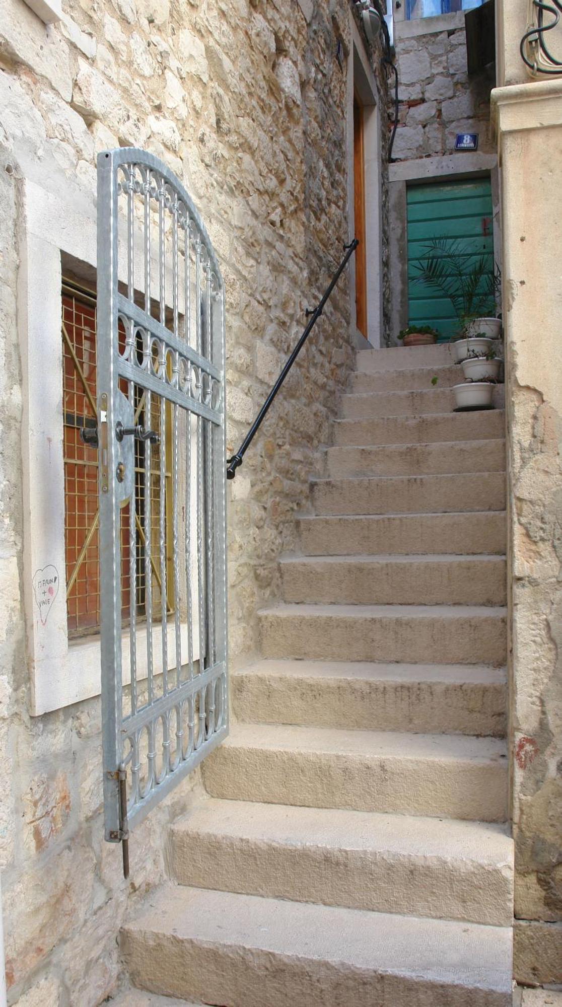 Apartments Salvezani Σπλιτ Εξωτερικό φωτογραφία