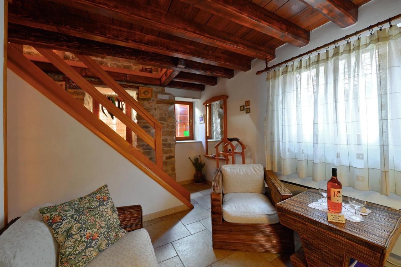Apartments Salvezani Σπλιτ Εξωτερικό φωτογραφία