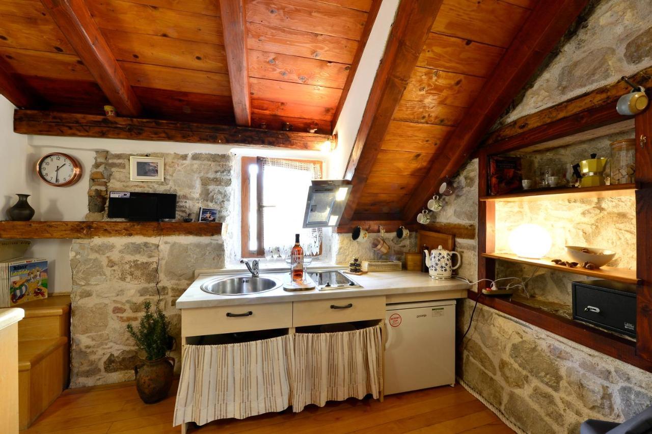 Apartments Salvezani Σπλιτ Εξωτερικό φωτογραφία